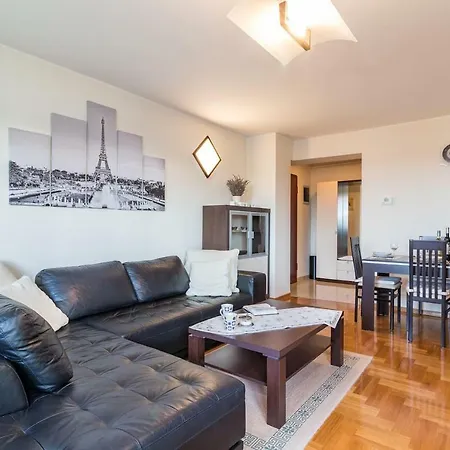 Klara Apartman Póla