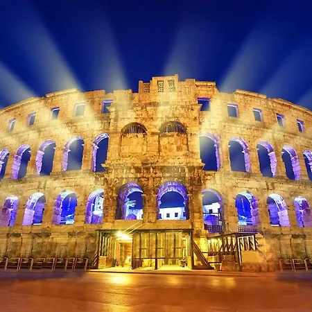 Apartment Klara Pula