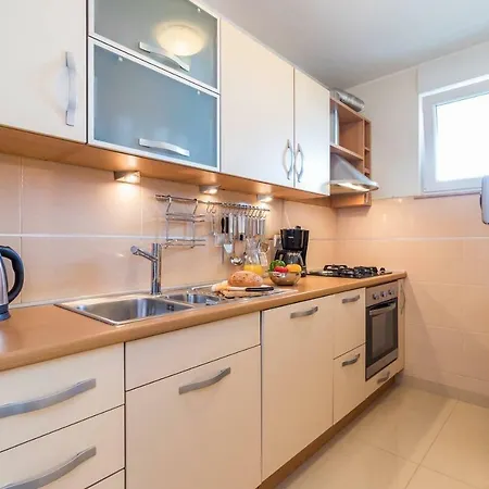 Klara Apartment