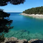 Klara Διαμέρισμα Πούλα